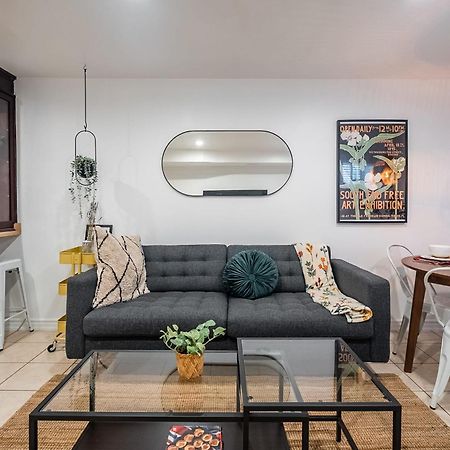 Basement Suite With Private Patio In Davenport Toronto Bagian luar foto